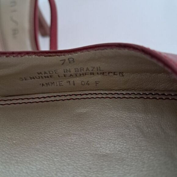 Unisa Kitten Heels Women's 7B Red Pointed Toe Leather Siren Office Career Y2K - Picture 4 of 6